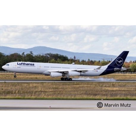 Airbus A340-300 Lufthansa New Livery, Revell Modellbausatz