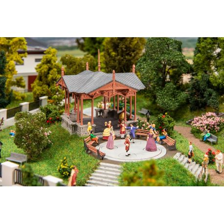 FALLER H0 Musikpavillon mit tanzenden F
