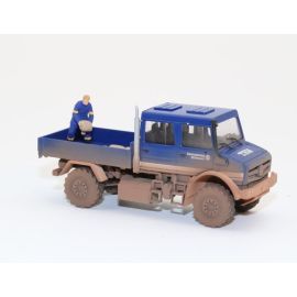 BUSCH H0 Mercedes-Benz Unimog U 5023 Doppelkabine Hochwasserschutz