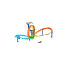 Hot Wheels Schnellstart- und Looping-Spielset mit Die-Cast-Spielzeugauto im Maßstab 1:64, Crash- und Streckenset