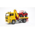Bruder 02750 MAN TGA Abschlepp-LKW mit Geländewagen