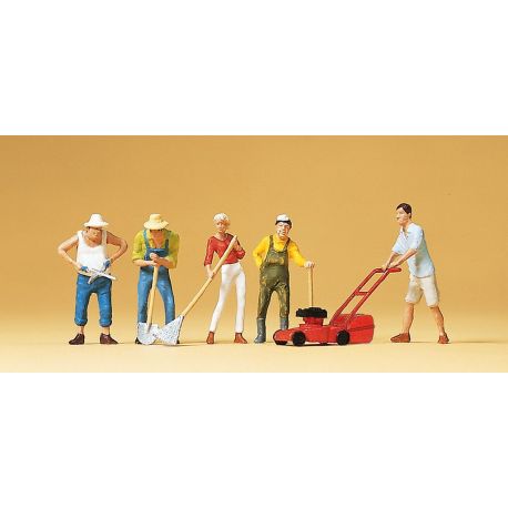 Preiser 10463 H0-Bei der Gartenarbeit