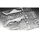 Geschenkset James Bond Eurocopter Tiger, Revell Modellbausatz mit Basiszubehör