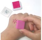 Mit diesem Schönheitsset für Nägel und Haut leuchtest du wie die Sterne! Enthält entfernbare bunte Tattoos, Metallic-F