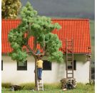 BUSCH H0 1834 Baumhaus im Bau