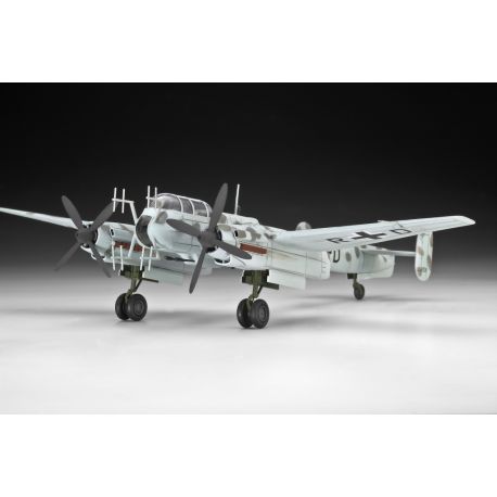 Arado AR 240, Revell Modellbausatz