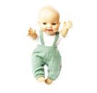 Puppen-Latzhose aus 100 % Bio-Baumwolle, salbeigrün, mit weißem T-Shirt, 2-teilig, Gr. 28-35 cm