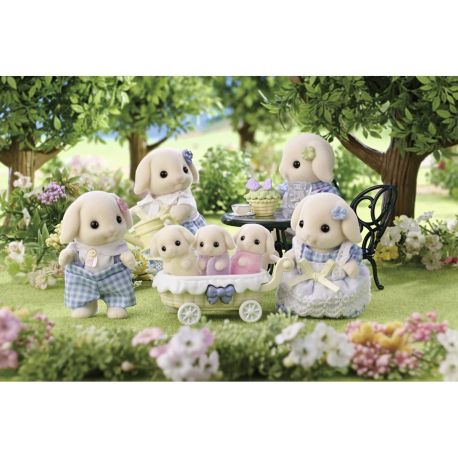 Sylvanian Families 5736 Blumen- und Garten-Spielset mit Figuren