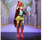 Unicorn Academy Fashion Doll - Valentina Refresh