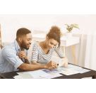 ThinkFun - 76465 - Cold Case: Eine Prise Mord. Der zweite Cold Case Krimi im eigenen Heim. Wer findet den Mörder? Ein