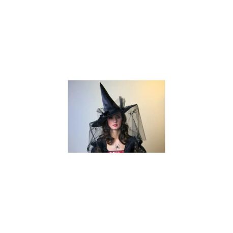 Hut witch Esmeralda