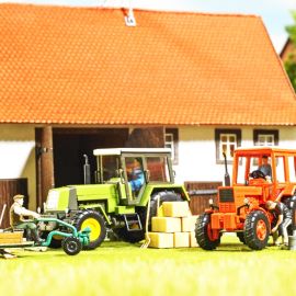 BUSCH H0 Traktorfahren