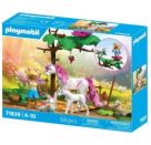 PLAYMOBIL 71839 Zauberhafter Einhorn-Stall für Mama und Fohlen