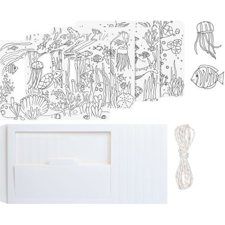 Karton Theater Unter Wasser