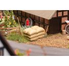 30 Säcke, gestapelt