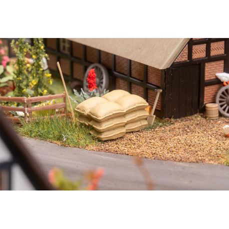 30 Säcke, gestapelt