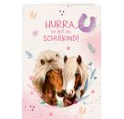 Grußkarte mit Wegbegleiter-Pin – Du bist 1. Klasse! / Hurra, du bist ein Schulkind! - (Pferdefreunde