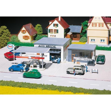 FALLER H0 Tankstelle mit Waschhalle