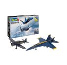 Geschenkset Blue Angels - 80 Jahre, Revell Modellbausatz mit Basiszubehör