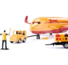 DHL Frachtflugzeug mit Zubehör