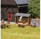 BUSCH H0 Holz stapeln