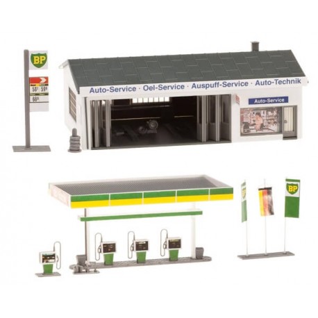 H0 Tankstelle mit Servicegebäude