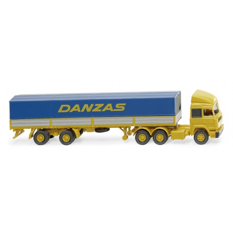 Pritschensattelzug (Iveco) Danzas