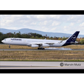 A340-300 Lufthansa New Livery, Revell Modellbausatz