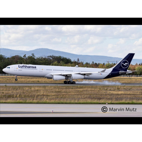 A340-300 Lufthansa New Livery, Revell Modellbausatz