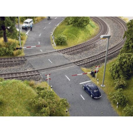 H0 Bahnschranken mit Andreaskreuz