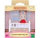 Sylvanian Families 5017 Schokoladenhasen Baby mit Babybett