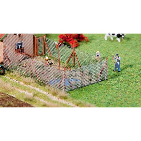 H0 Maschendrahtzaun mit Holzpfosten, 340  mm